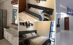 Flat Palladium - 500 metros da Praia, Perto do Shopping, Wi-Fi, Piscina e Garagem